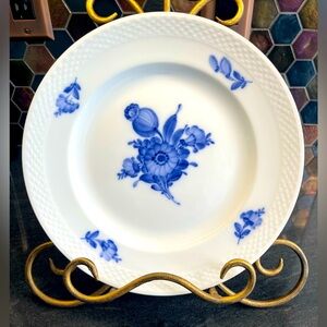Royal Copenhagen Blue Flowers Braided 9 inch Luncheon Plate #8096